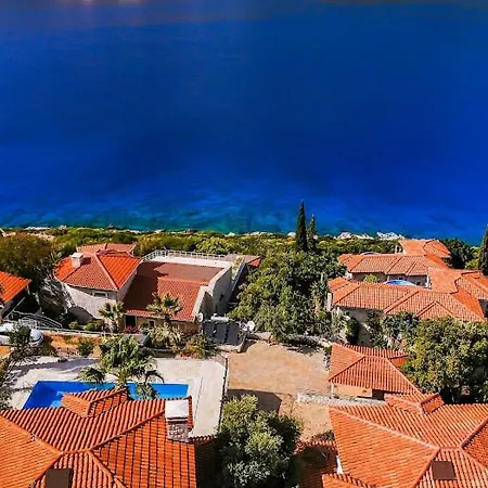 Villa Sarpedon